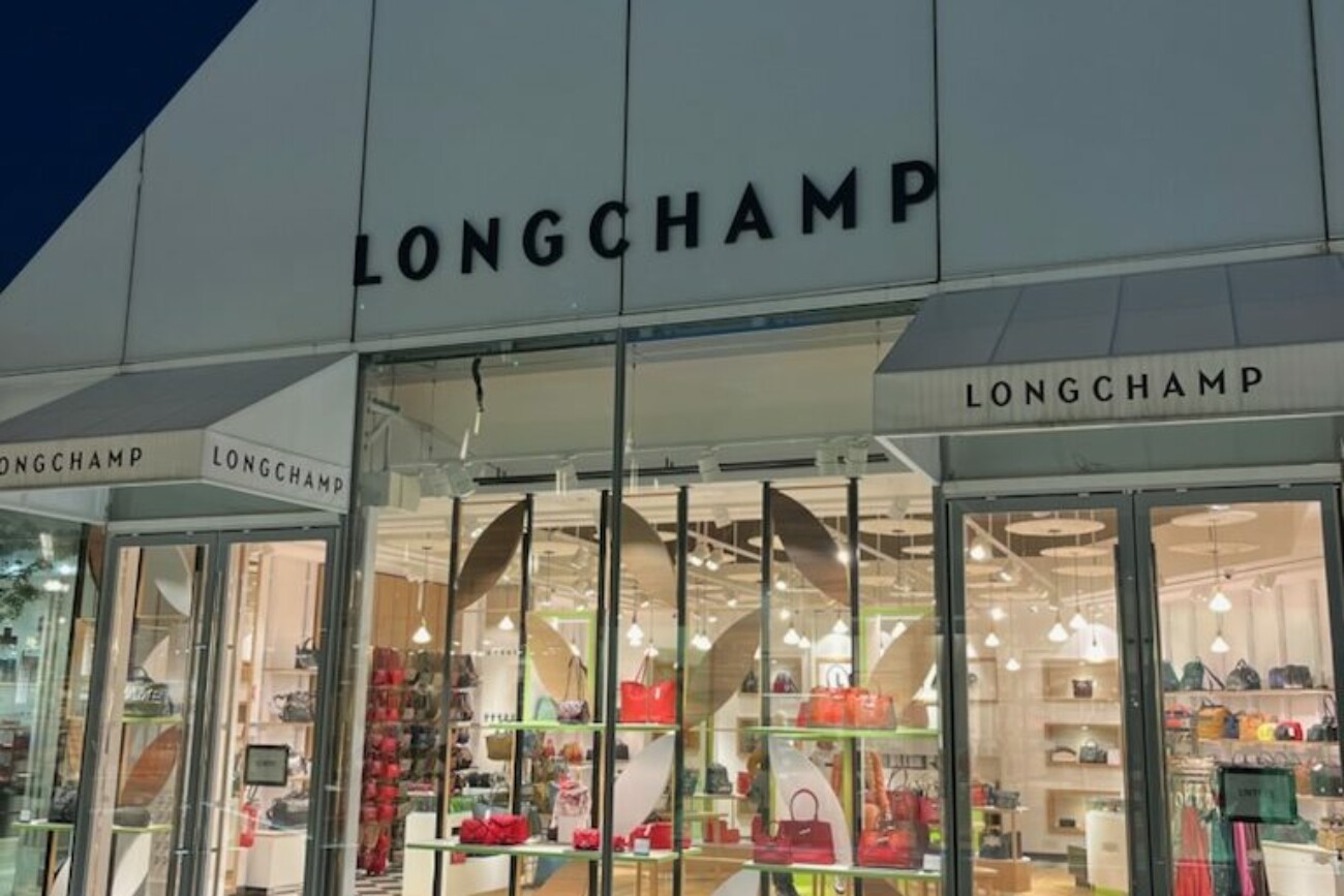 Signaletique_Enseigne_Longchamp_1