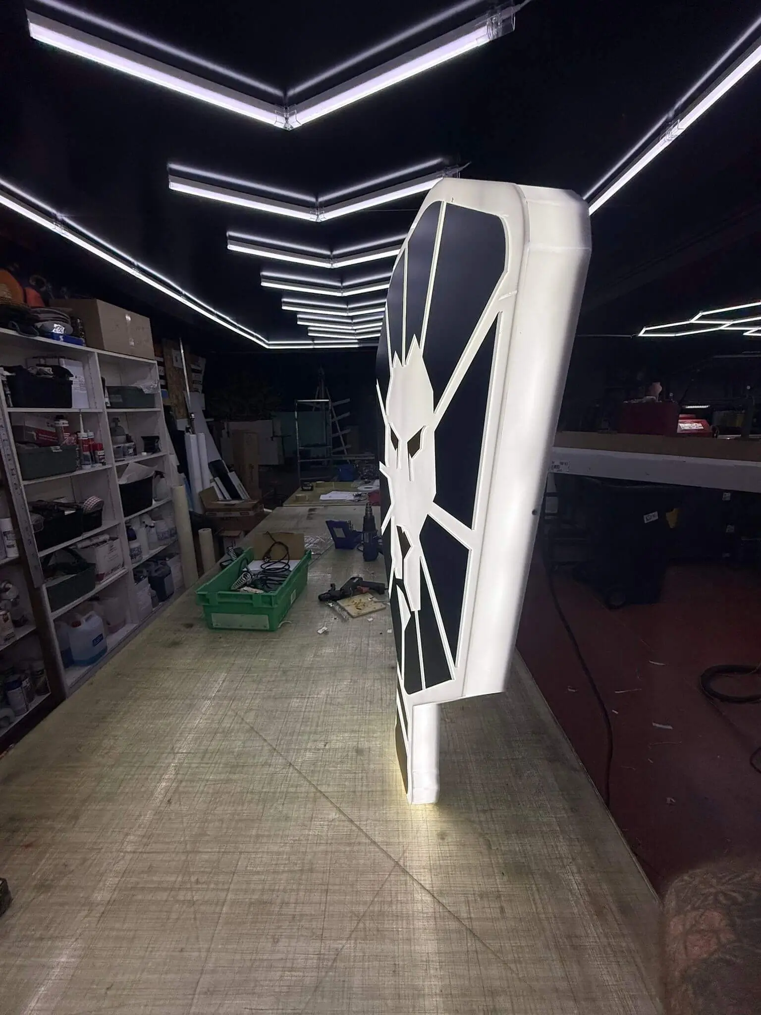 enseigne-signalétique-helgen-id-graphic-01